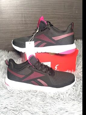 Reebok Flexagon Training Shoes Black Pink Women’s 8.5 NWT